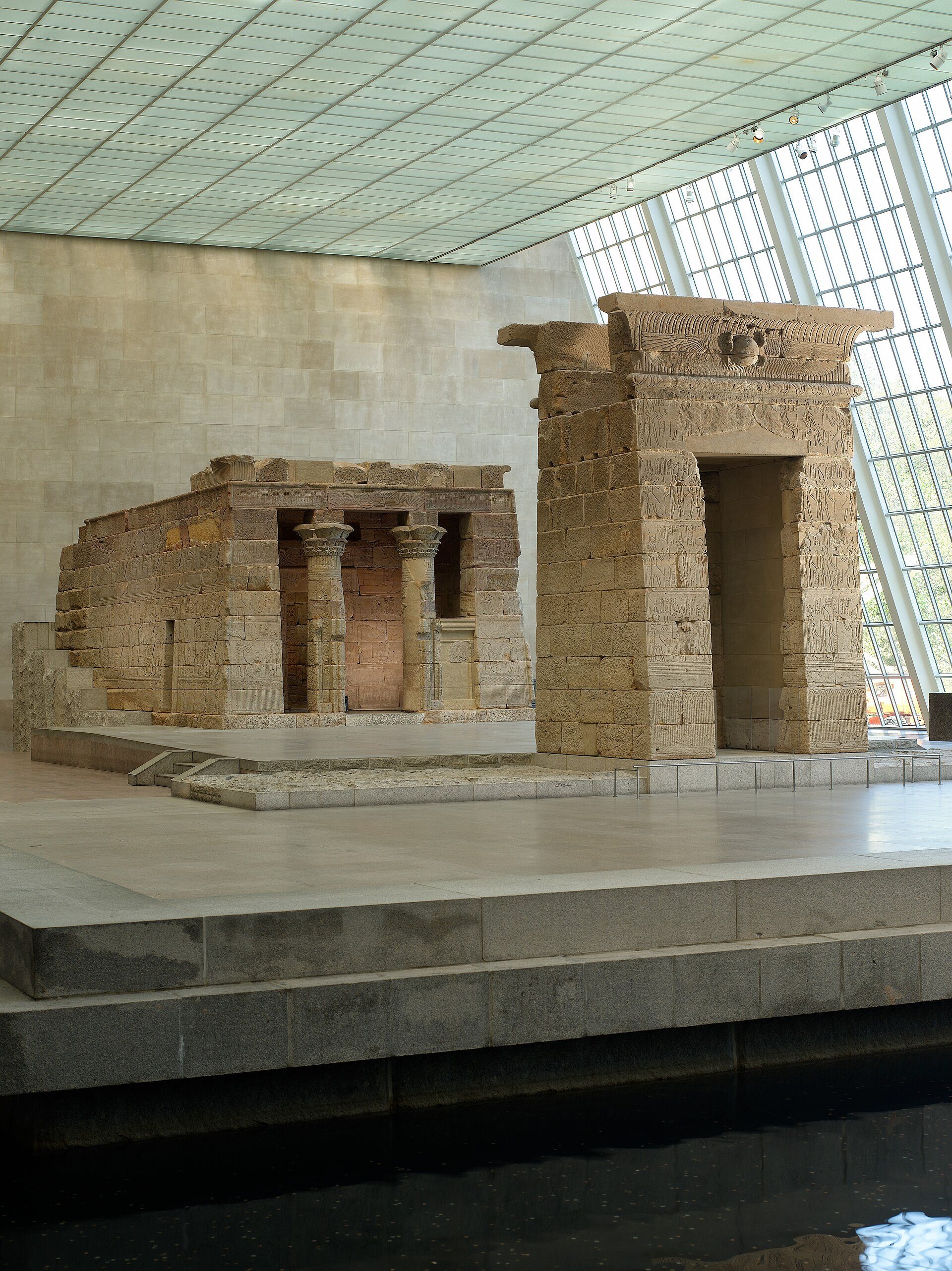 The Temple of Dendur in the Sackler Wing of the Metropolitan Museum of Art.