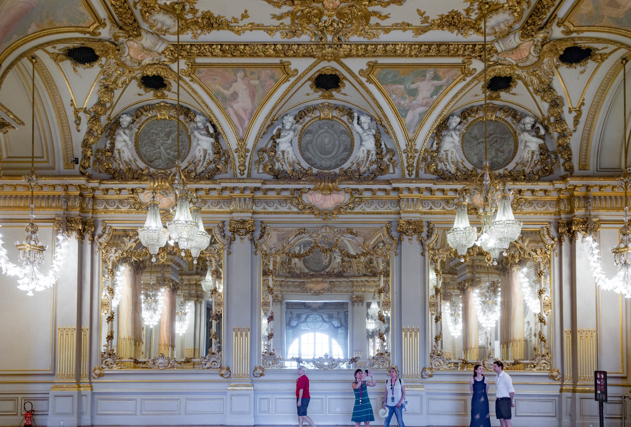 The gilded Salle des fêtes inside Musée d’Orsay