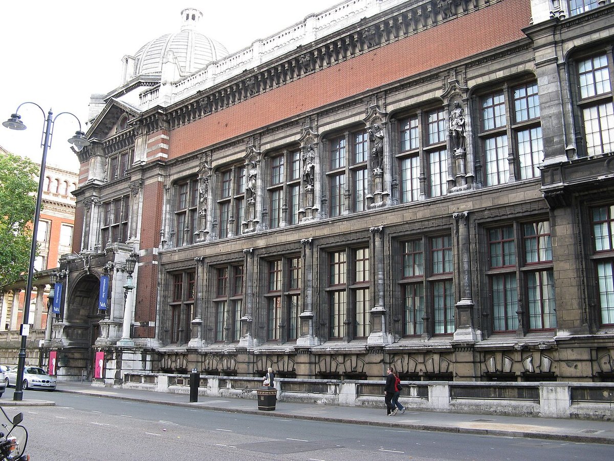 The V&A’s long decorated museum façade viewed from the street.