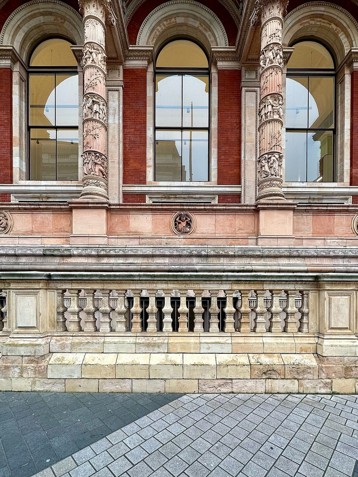 Ornamented arched windows on the V&A’s Exhibition Road exterior.