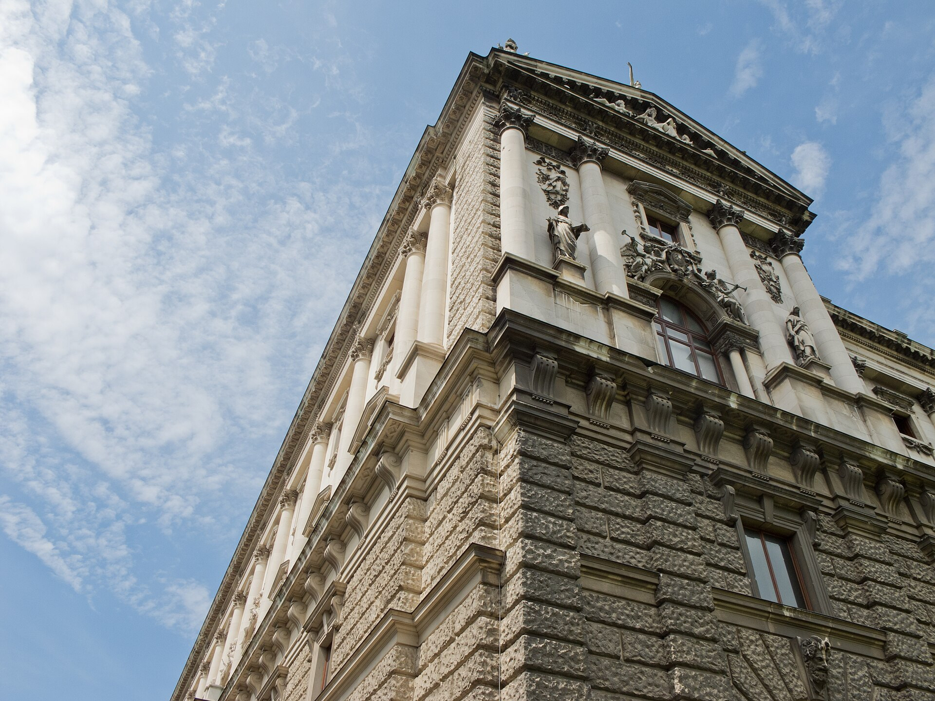 The Neue Burg wing housing Weltmuseum Wien seen from the Burggarten side